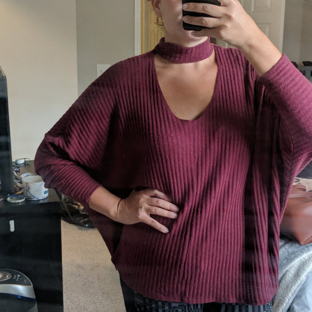 Urban Outfitters Light Sweater w/ Choker! - Picture 6 of 7
